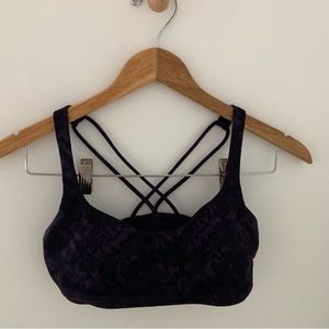 Lululemon Free to Be Bra